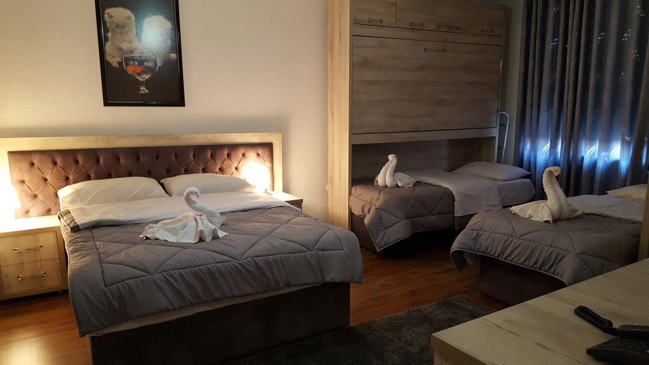 Hotel Livia Tiranë Eksteriør bilde