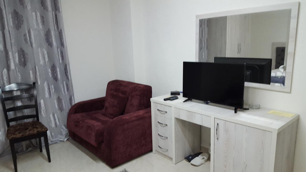 Hotel Livia Tiranë Eksteriør bilde